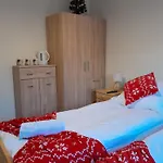 Apartment U Joli